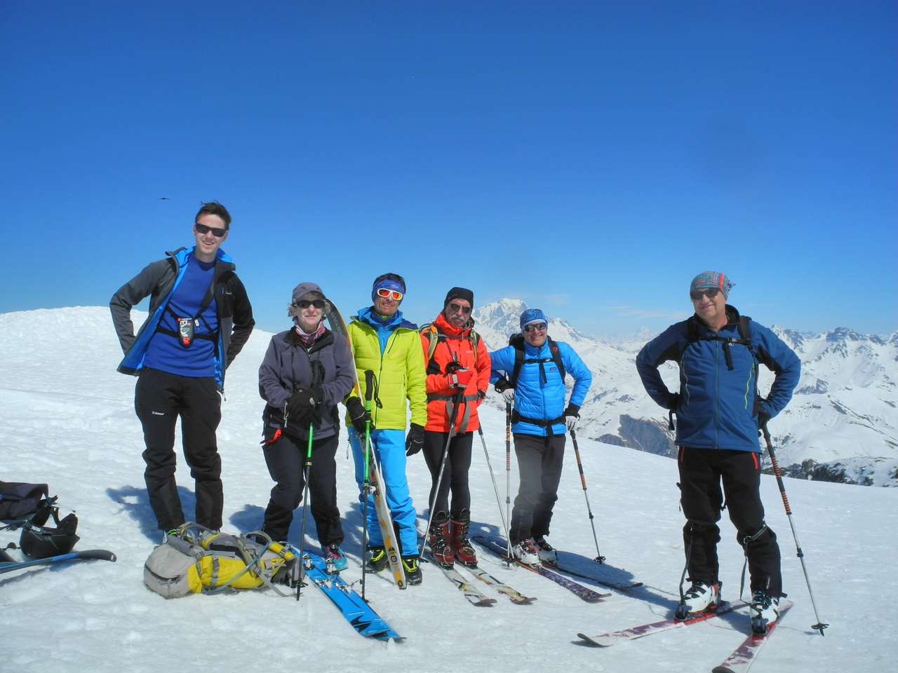 <h5>la photo de 'famille'</h5><p>Entrer votre description </p>