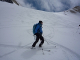 <p>Les belles traces!!																																	</p>
