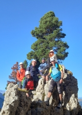 <h5>Team Crapahut en bas du Mont Aiguille</h5><p>                                                   </p>